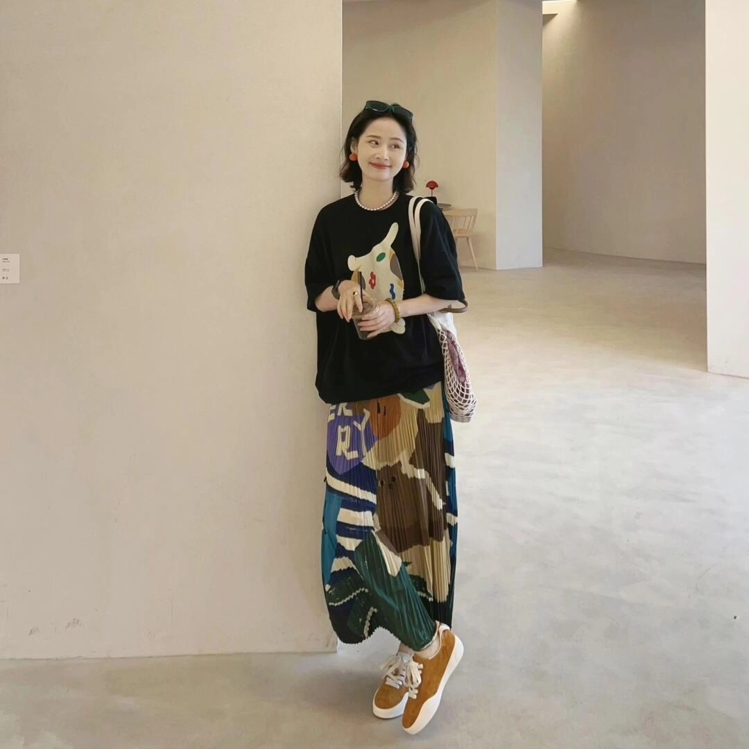 果瑱 优雅气质修身性感精致高端名媛时尚印花休闲舒适百搭小众高级设计感上衣百褶半身裙两件套裙装套装 女款