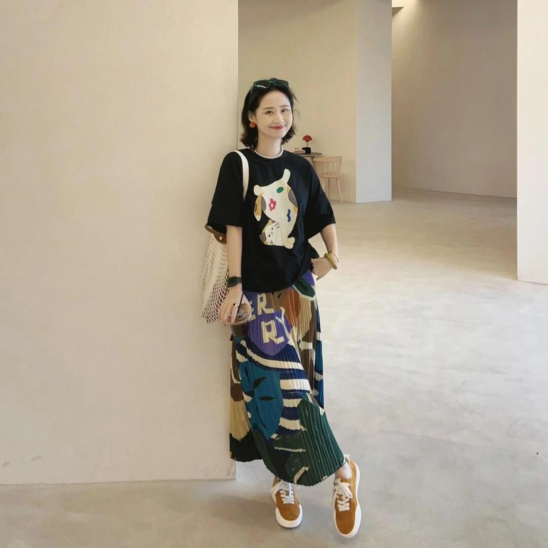 果瑱 优雅气质修身性感精致高端名媛时尚印花休闲舒适百搭小众高级设计感上衣百褶半身裙两件套裙装套装 女款