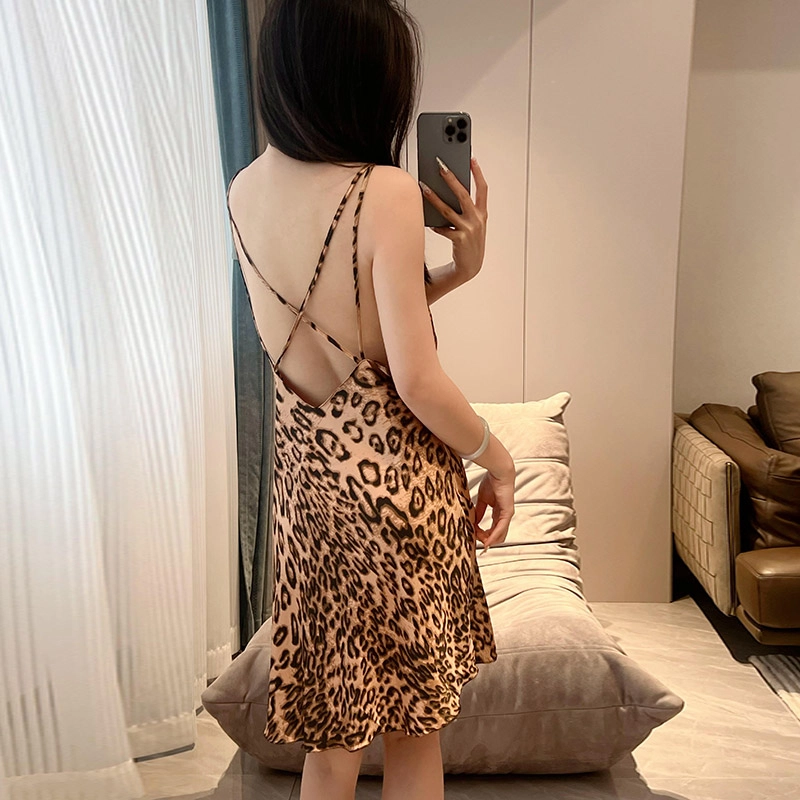 桔内 法式性感纯欲无袖吊带时尚高级感家居服睡裙 女款 礼袋装 豹纹