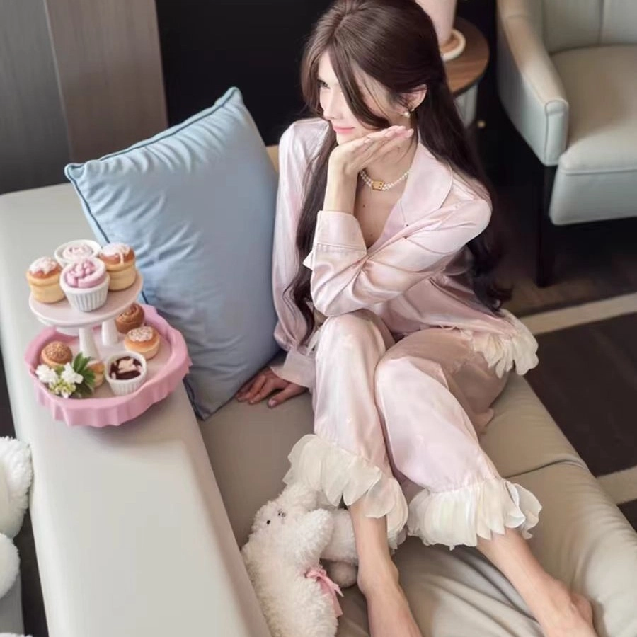 桔内 高颜值  轻奢甜美蝴蝶压花 睡衣套装 女款