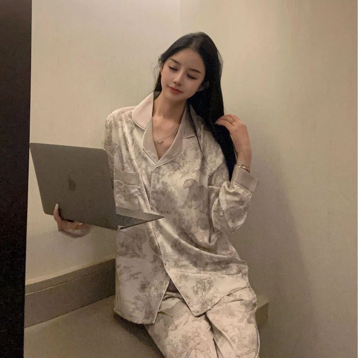 桔内 舒适时尚简约休闲居家亲肤柔软睡衣套装 女款