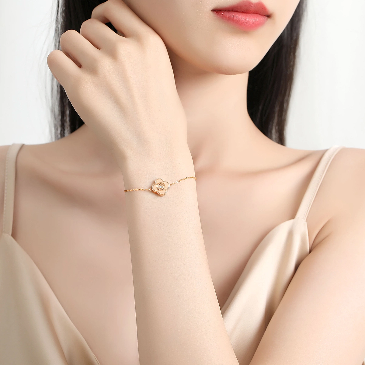 ins 18K