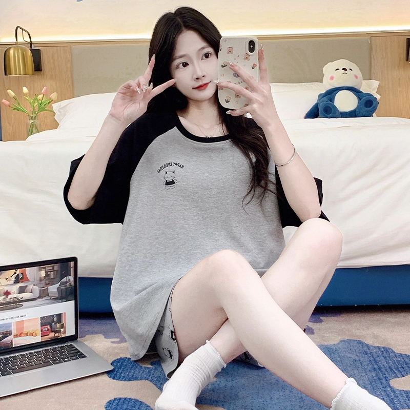 芬腾可安 可外穿圆领轻便带胸垫一体式甜美柔软设计感亲肤简约亲肤大学生家居服睡衣套装 女款