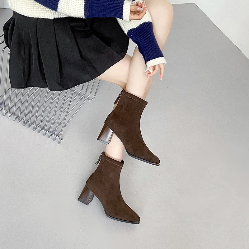 黑恐龙 百搭 绒面弹力靴 女