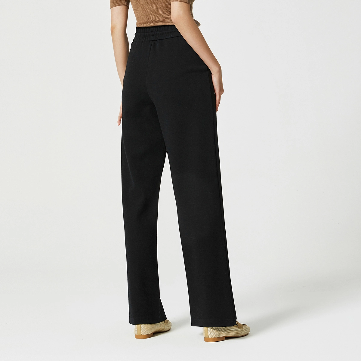 NINE WEST