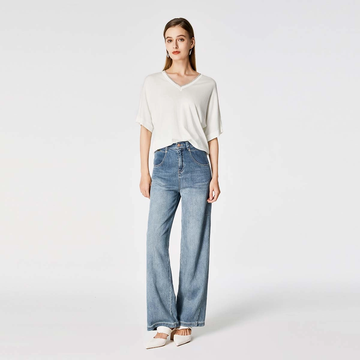 NINE WEST V T