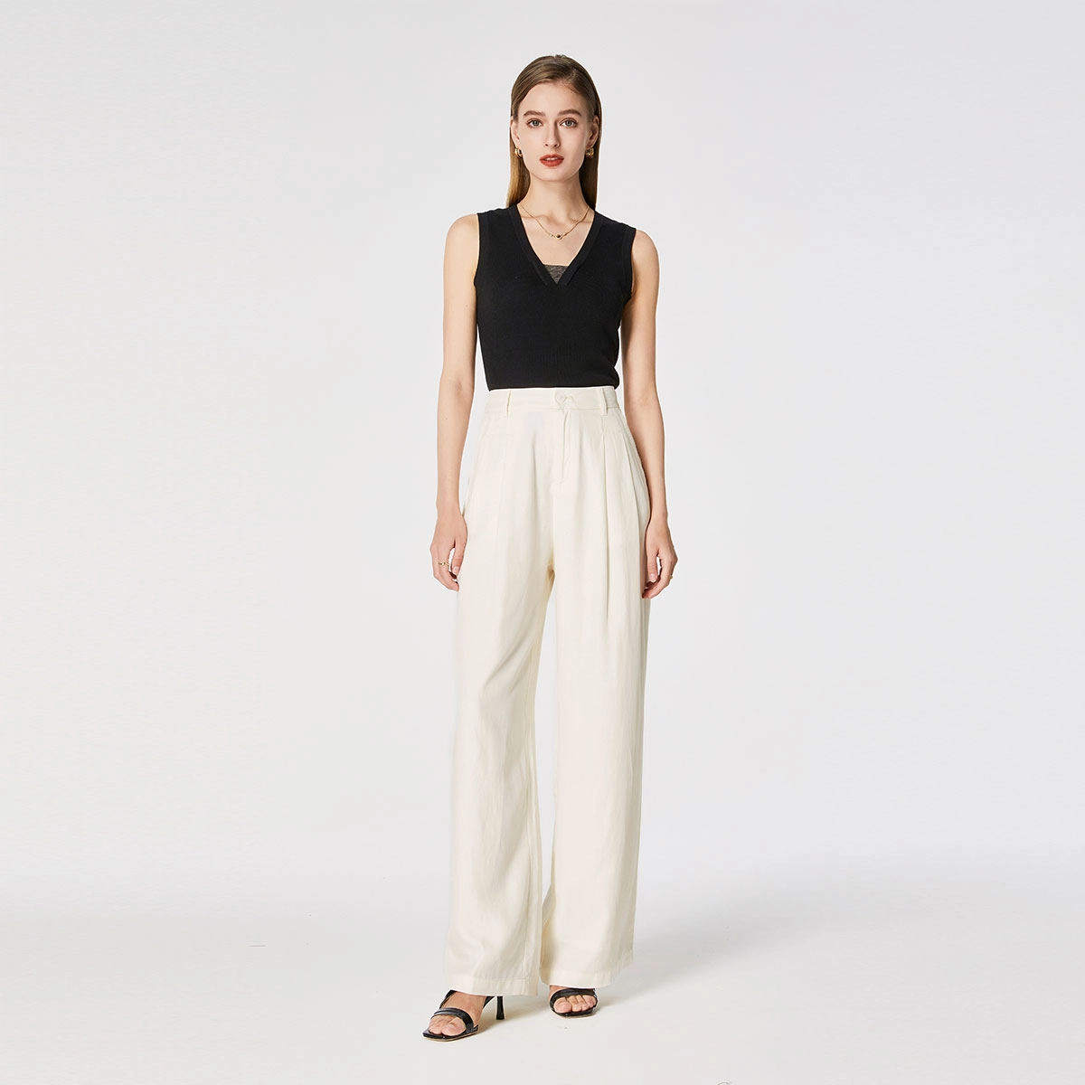 NINE WEST V