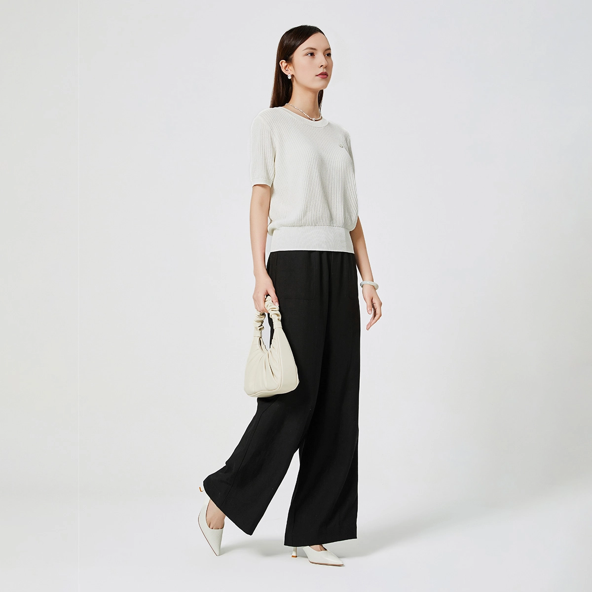 NINE WEST