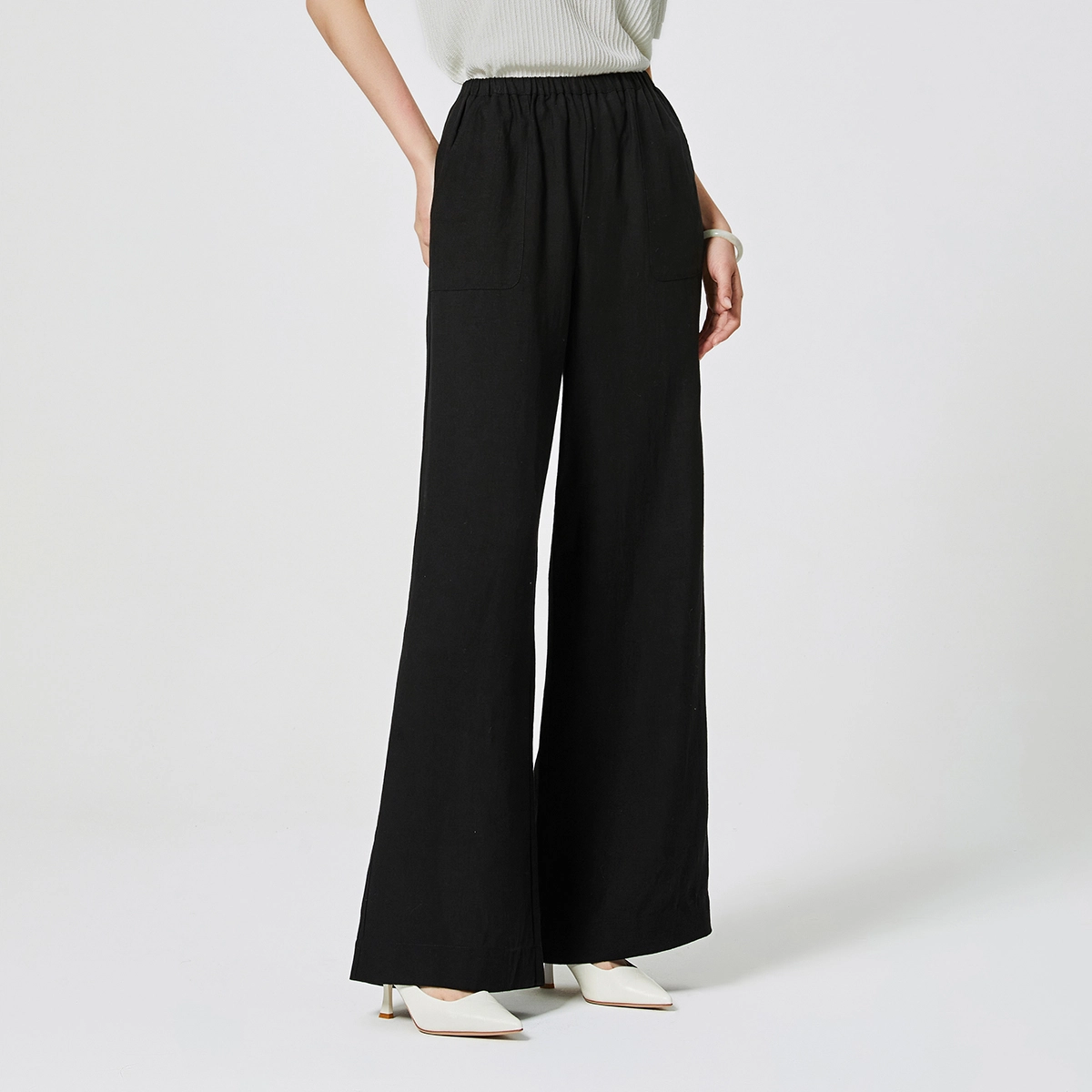 NINE WEST