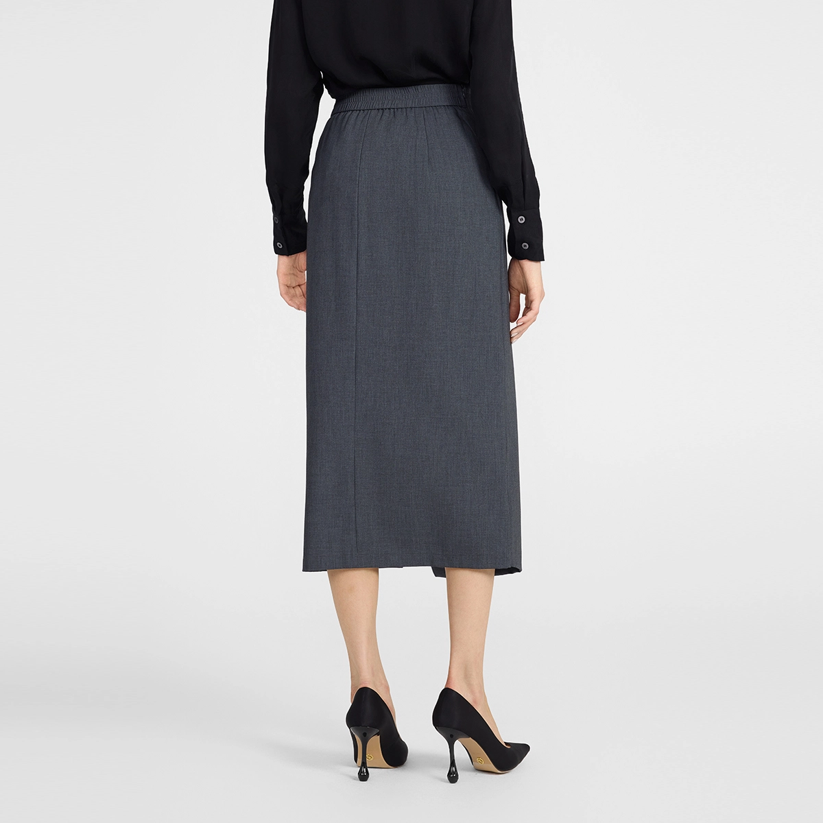 NINE WEST