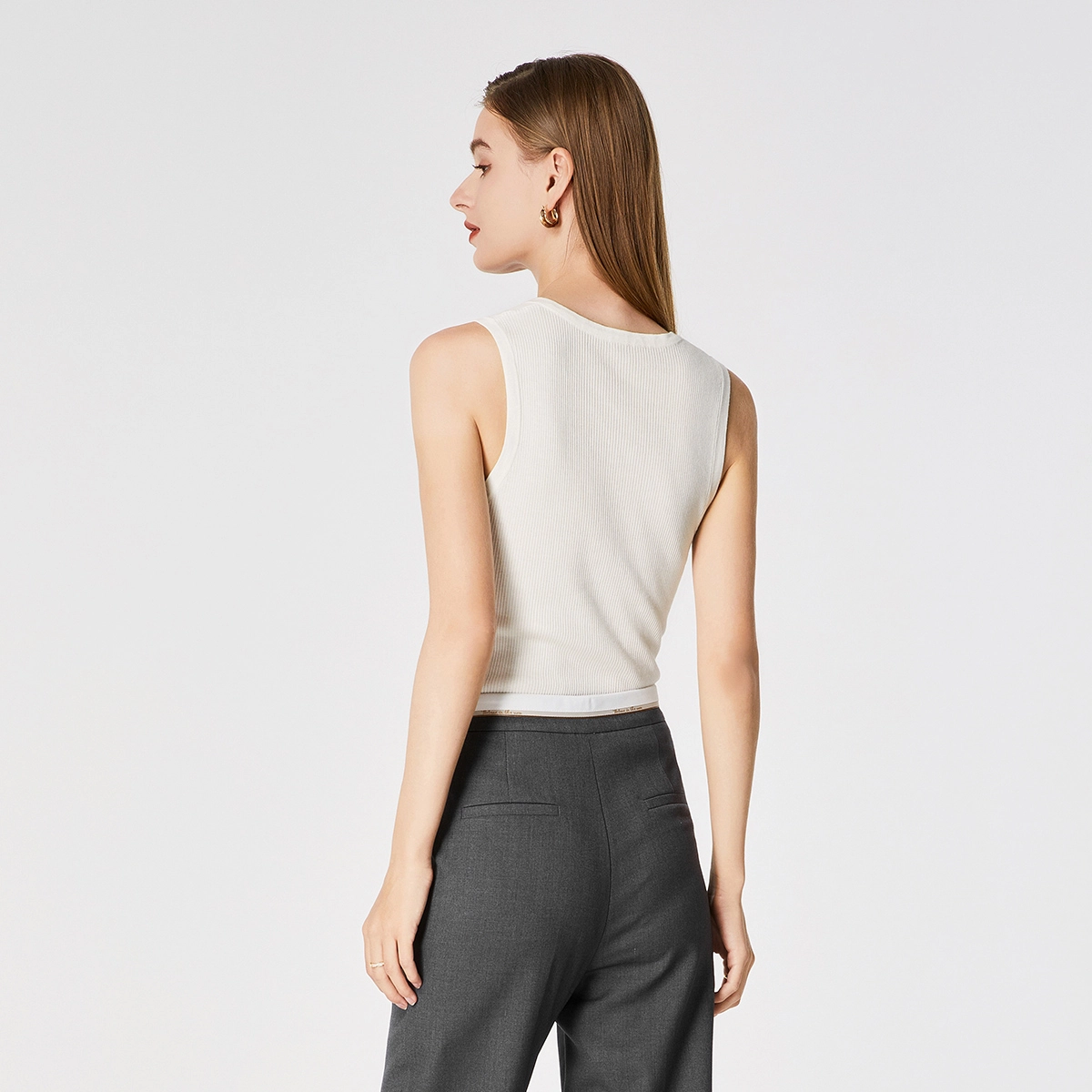 NINE WEST V