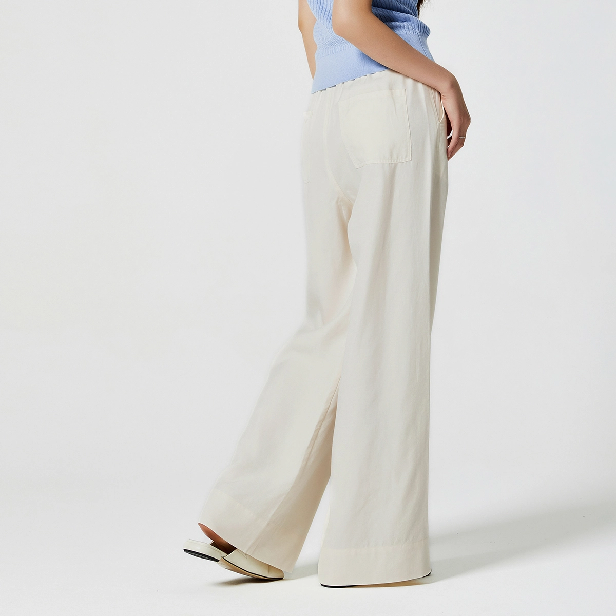 NINE WEST