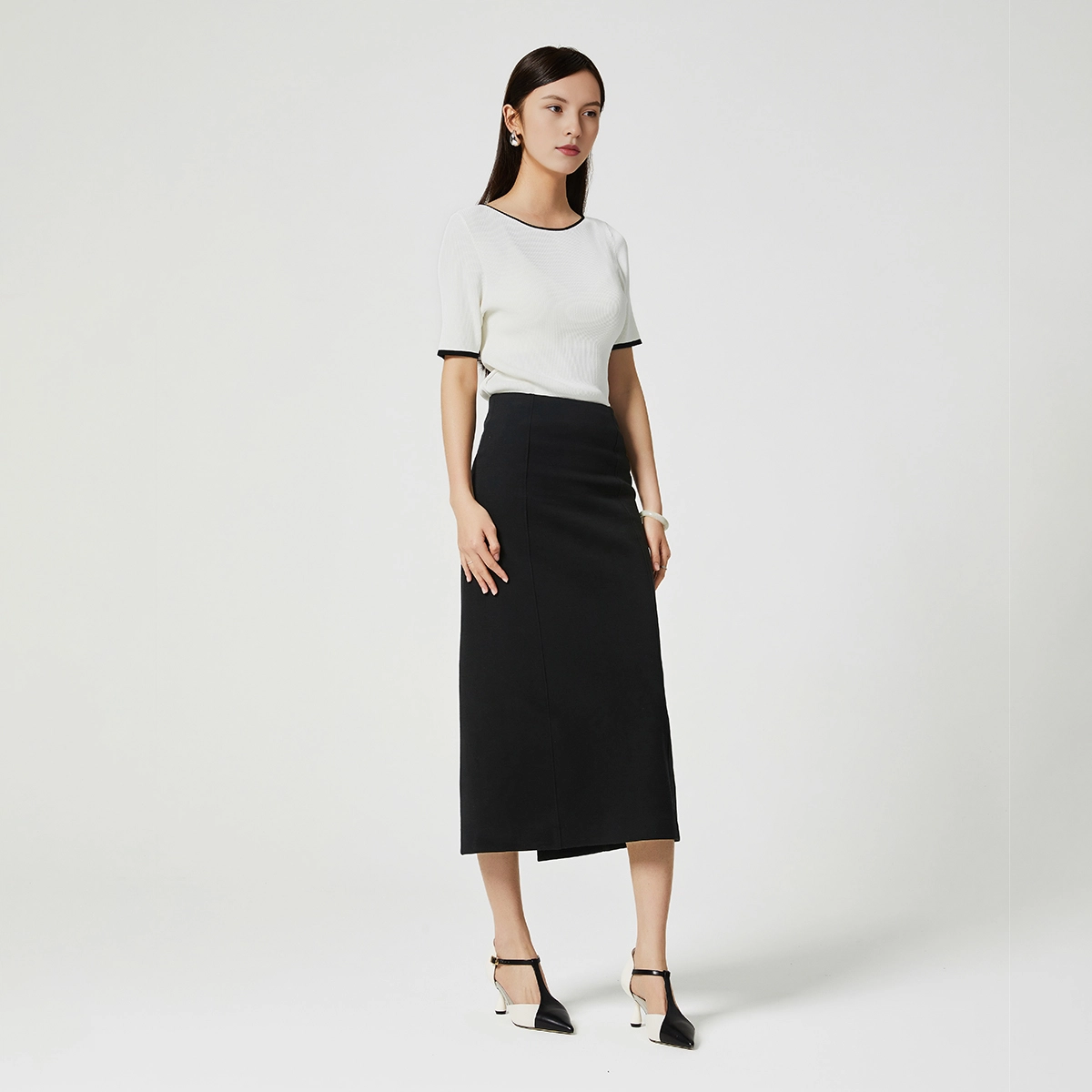 NINE WEST