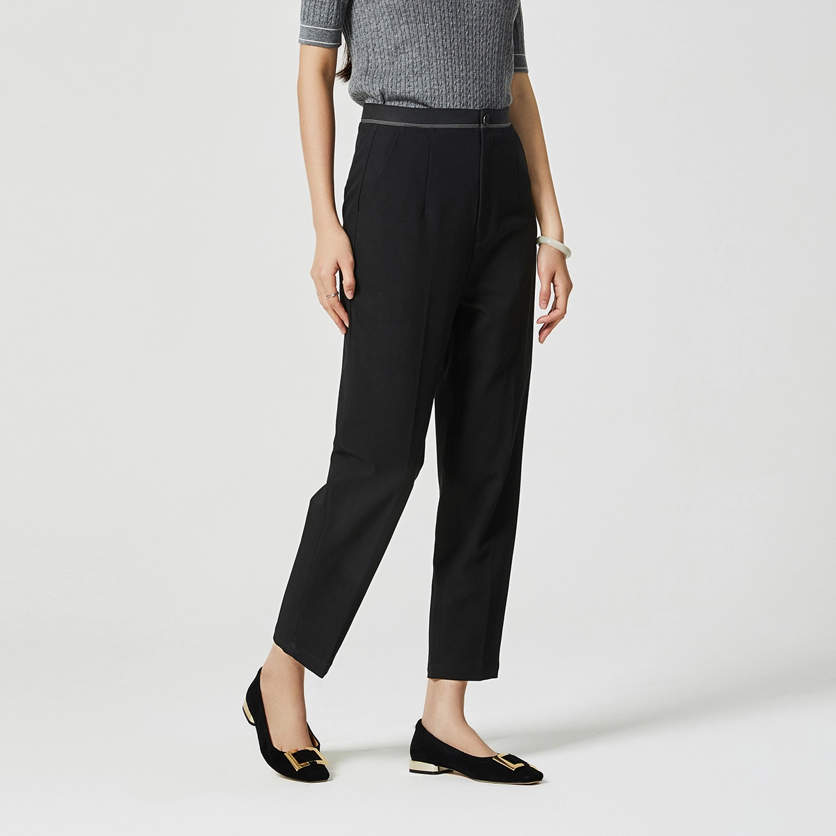 NINE WEST