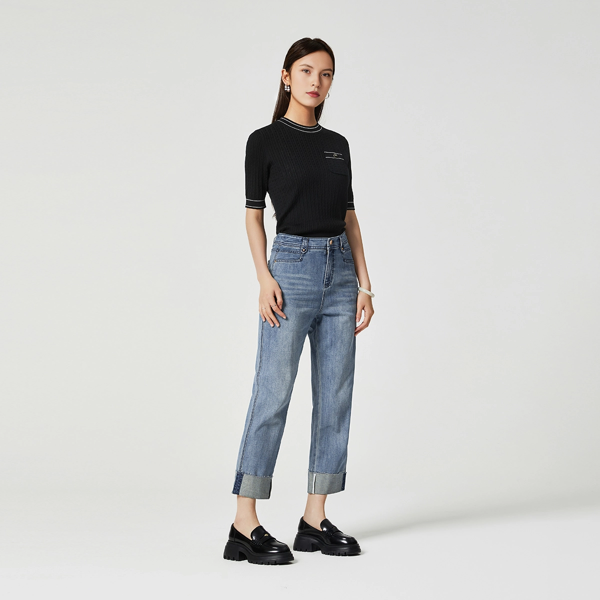 NINE WEST