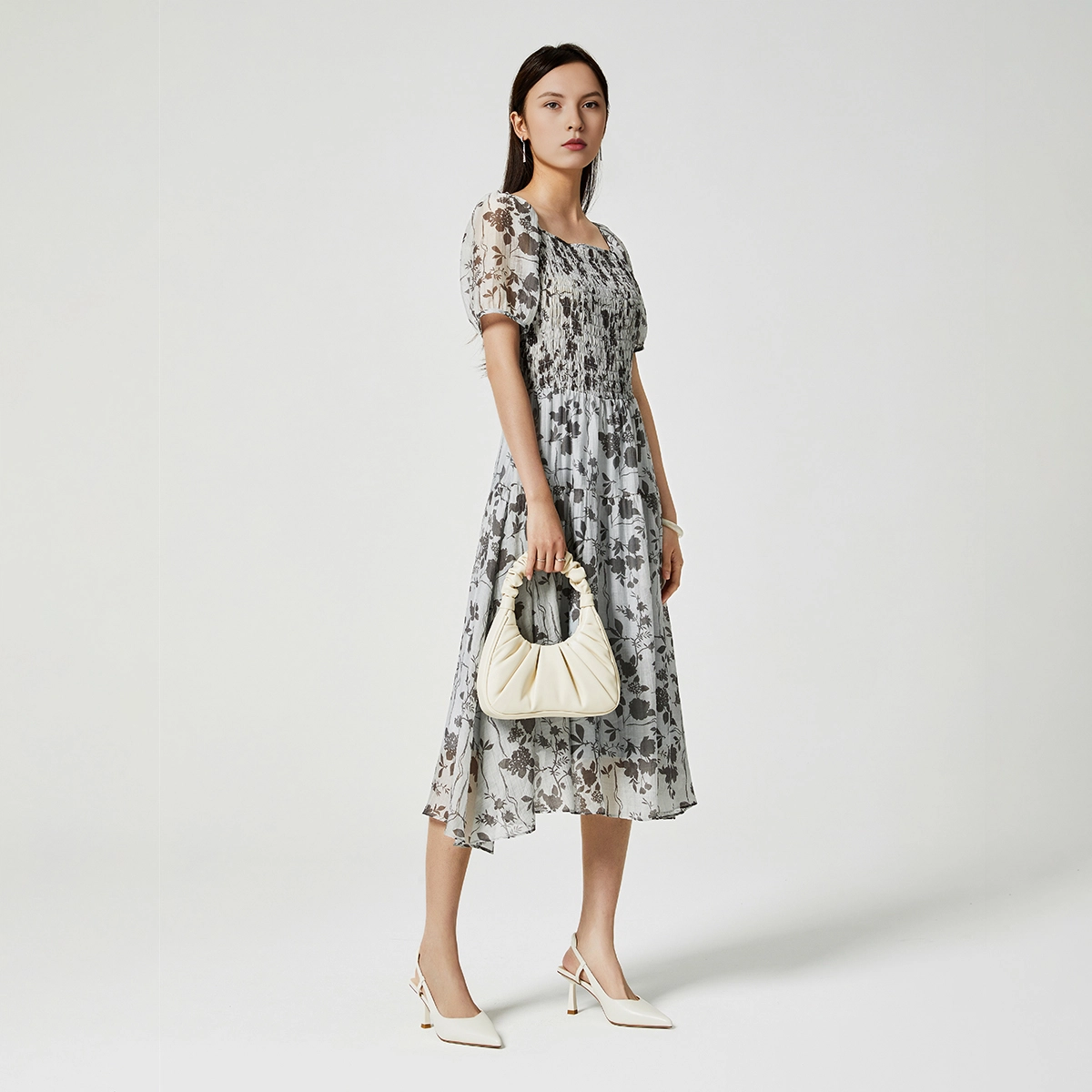 NINE WEST