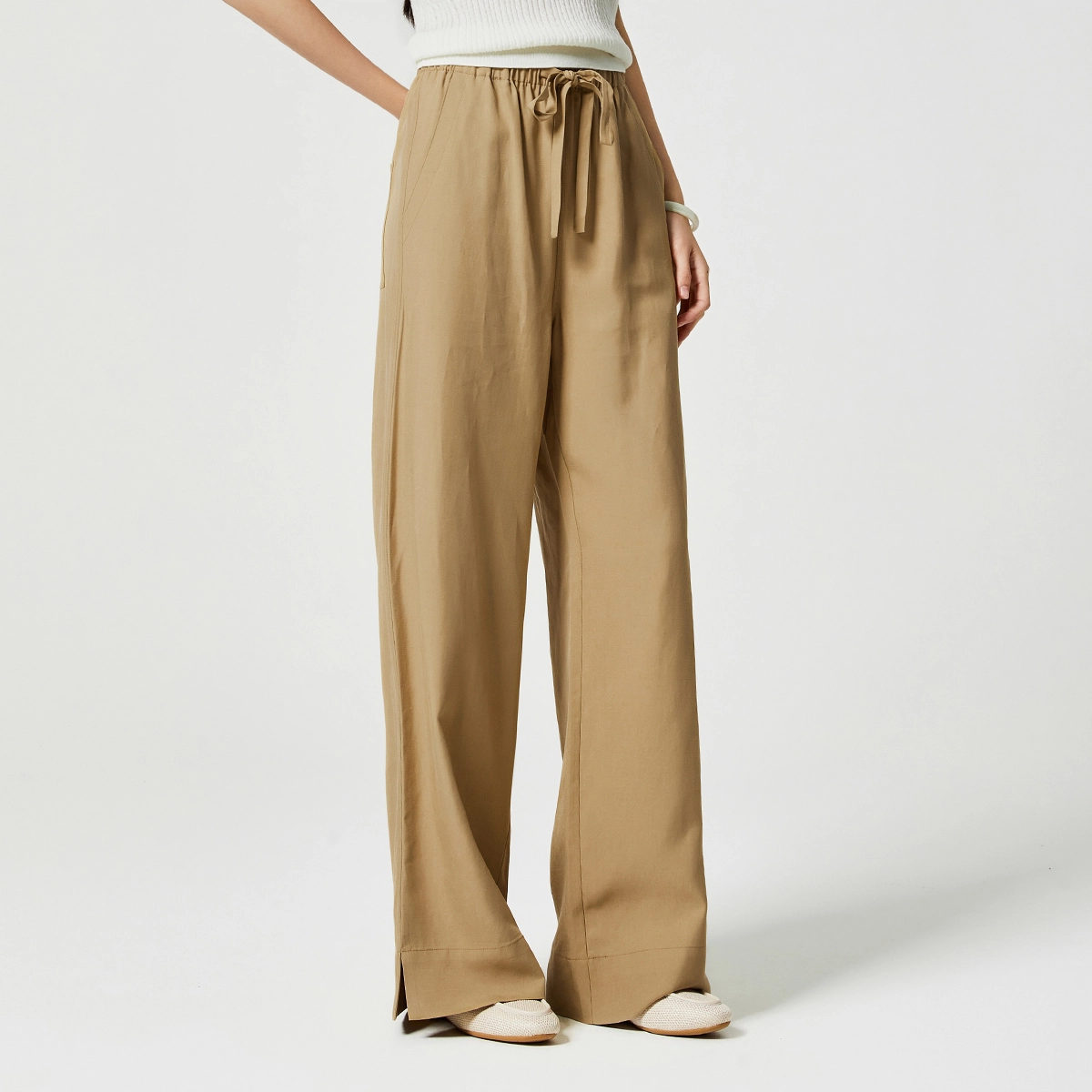 NINE WEST
