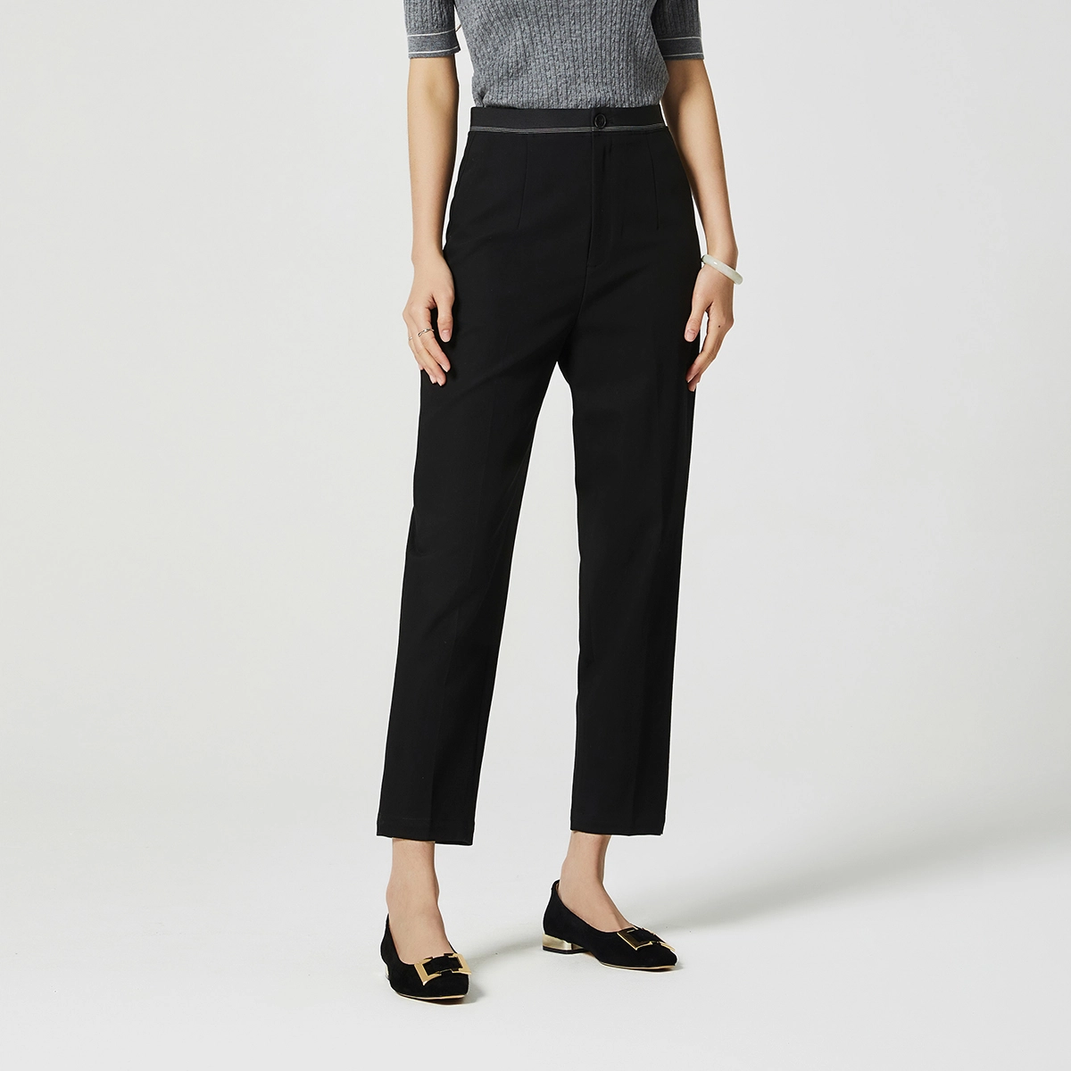 NINE WEST