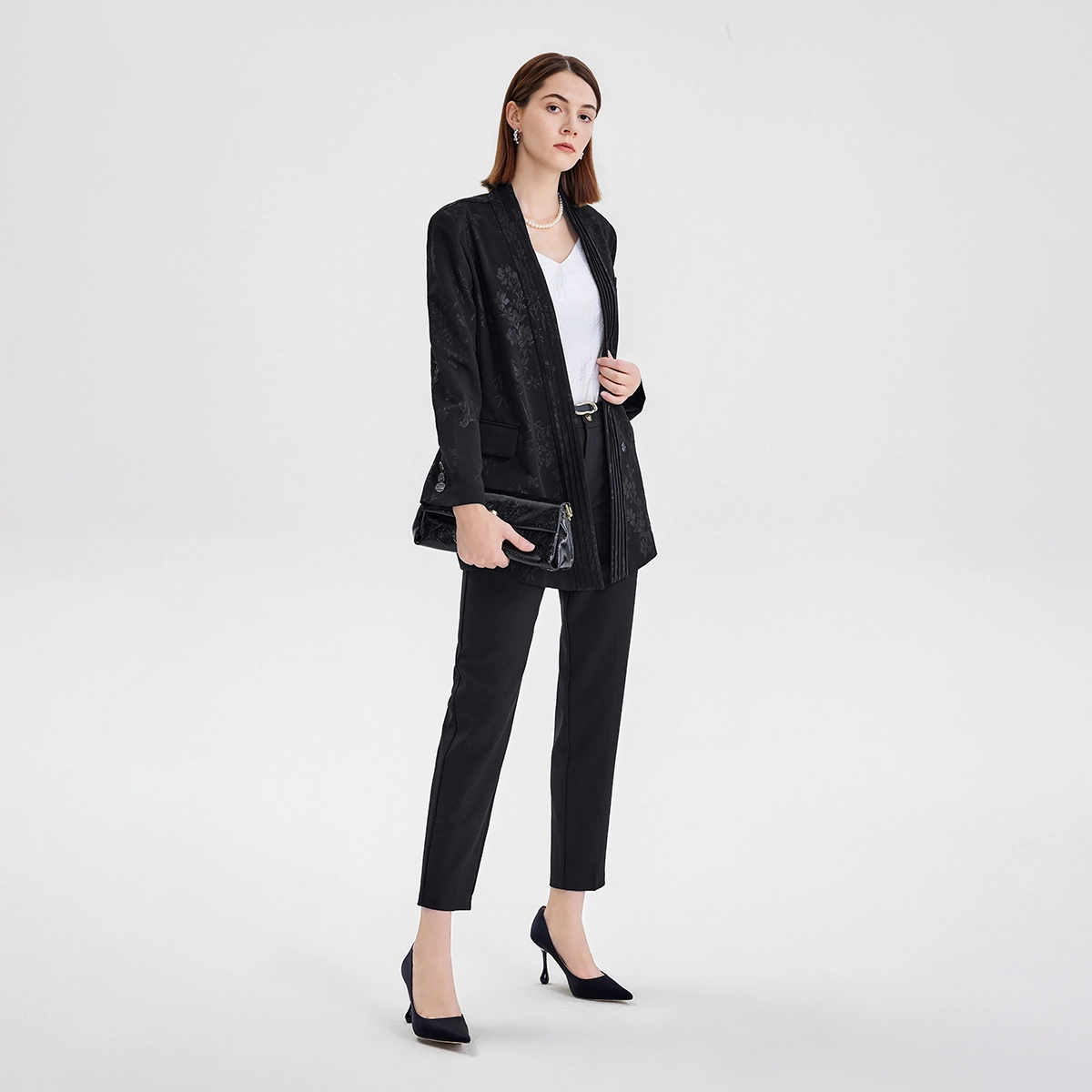 NINE WEST