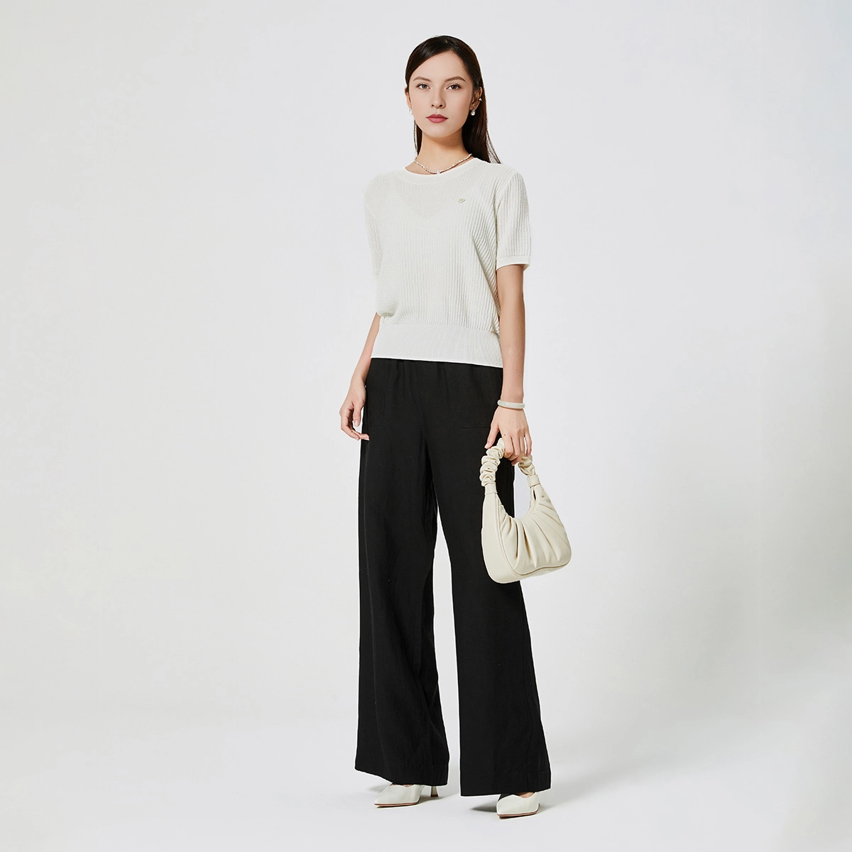 NINE WEST