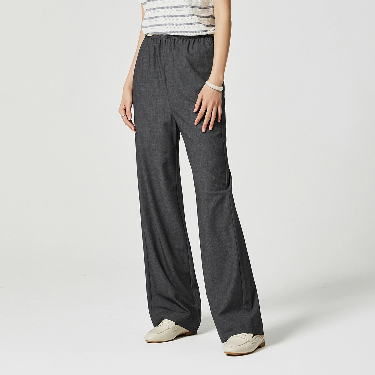 NINE WEST