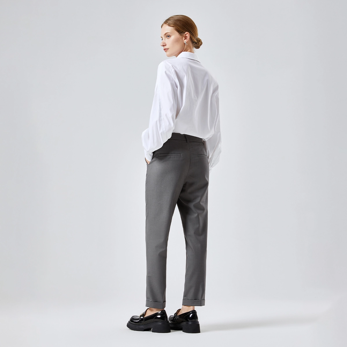 NINE WEST