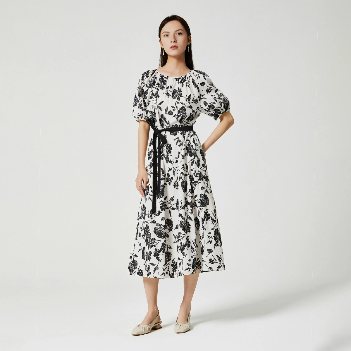 NINE WEST