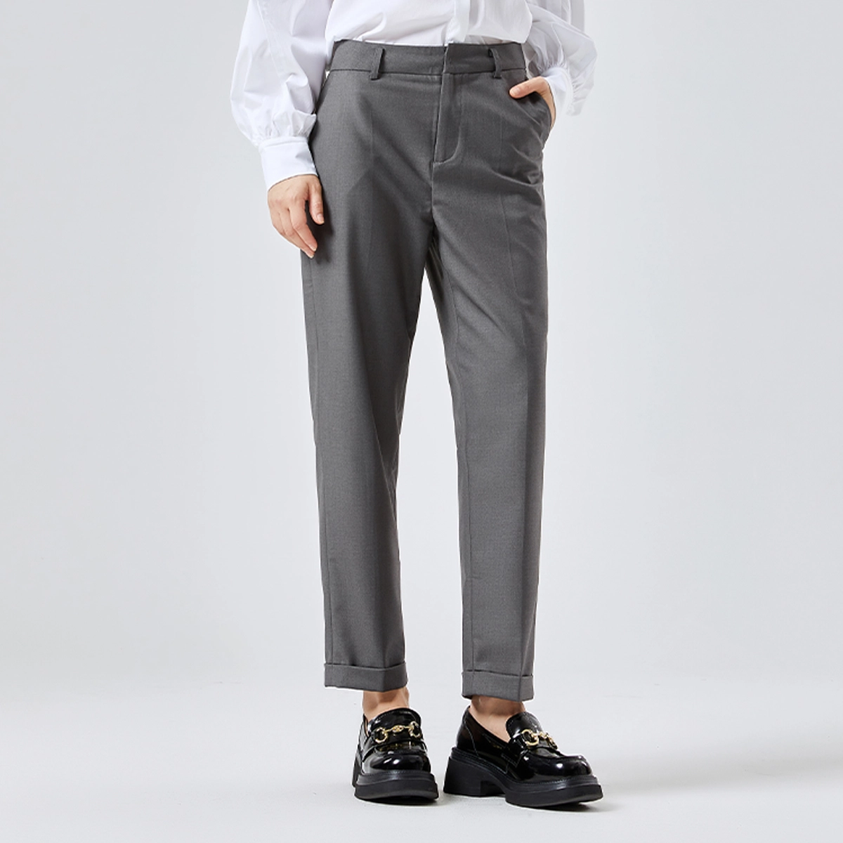 NINE WEST