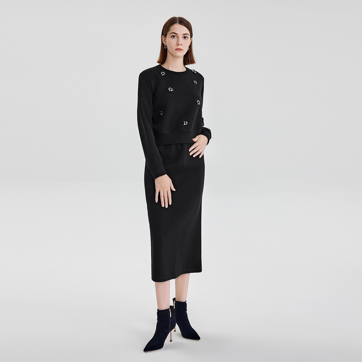 NINE WEST