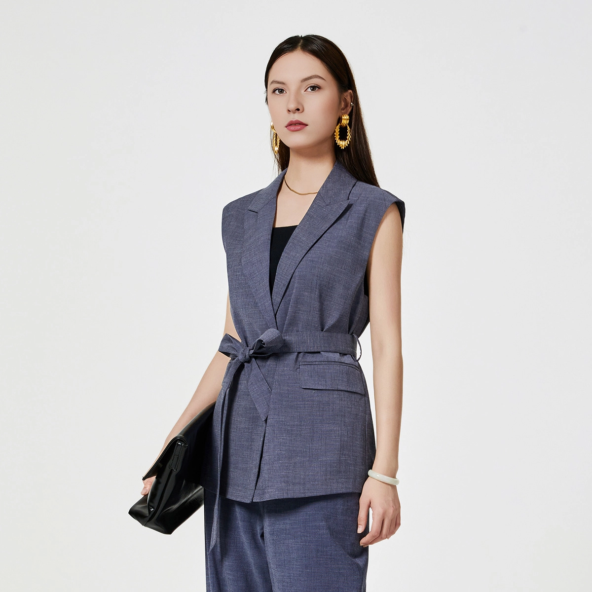 NINE WEST