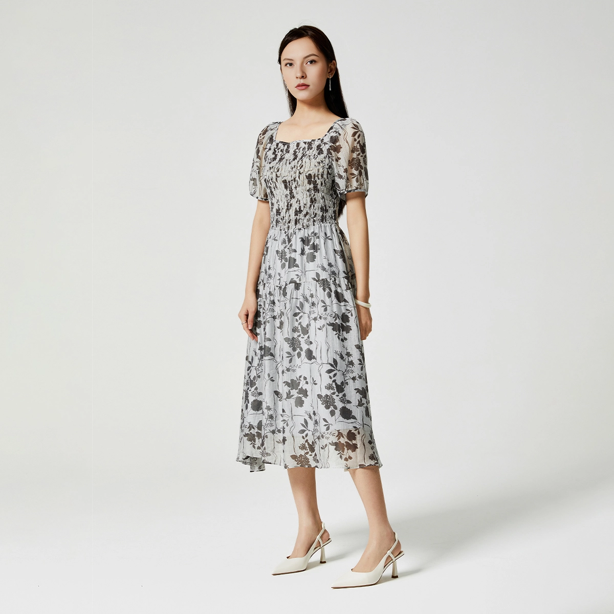 NINE WEST