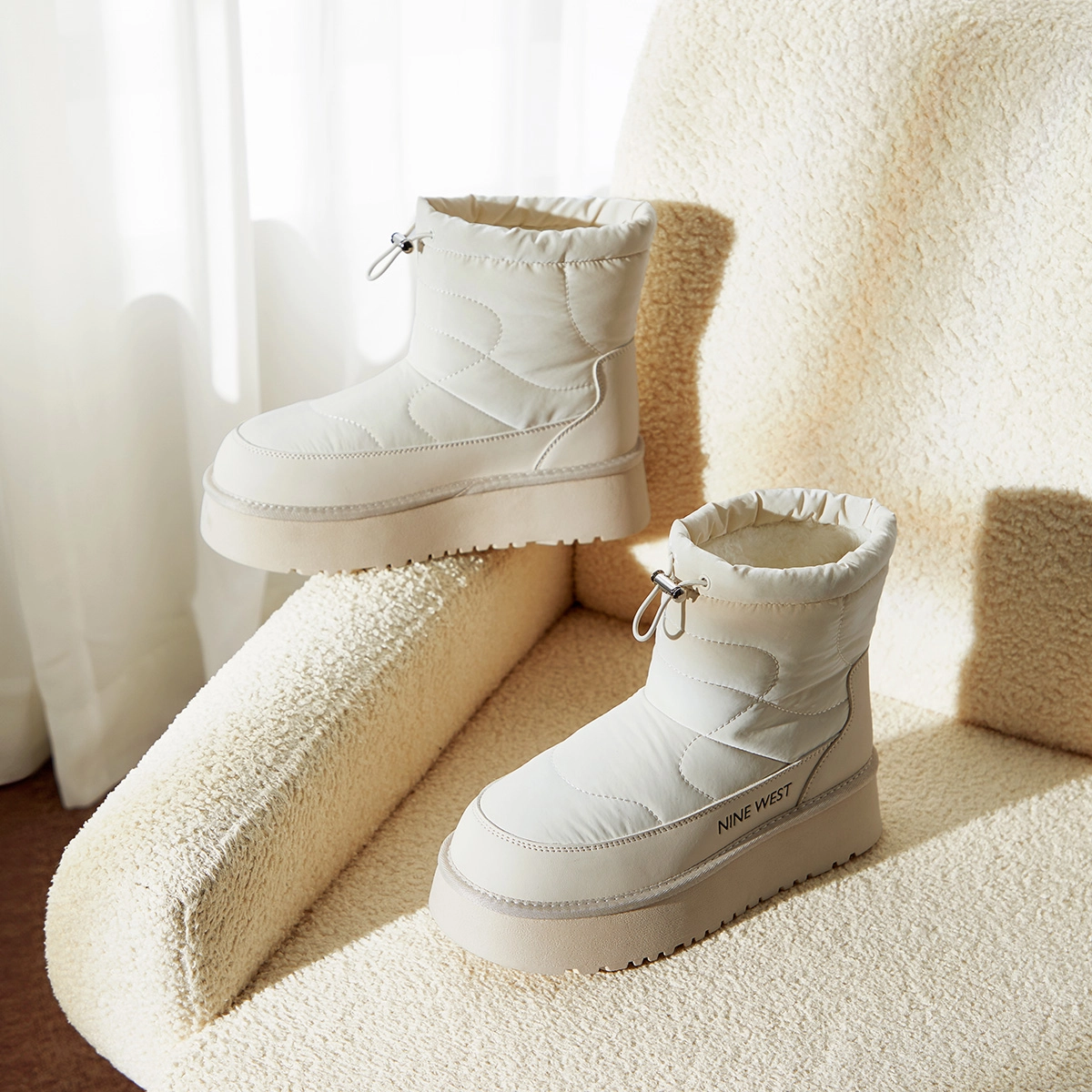 NINE WEST