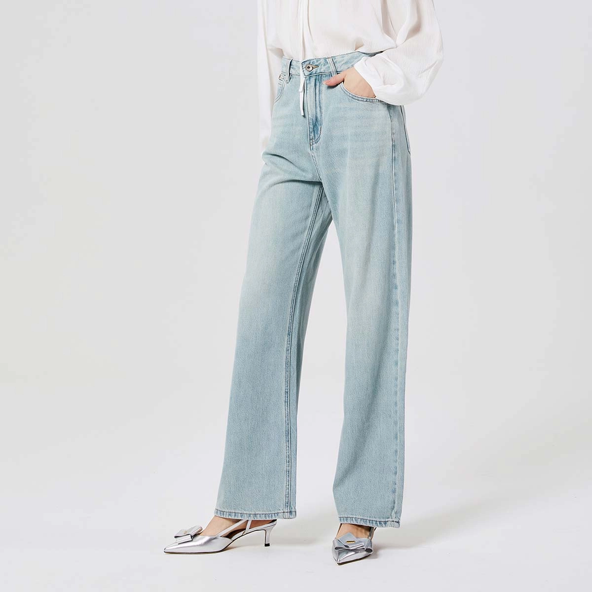 NINE WEST