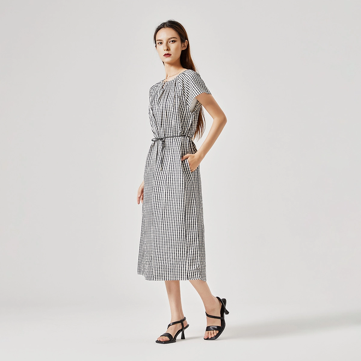NINE WEST U A