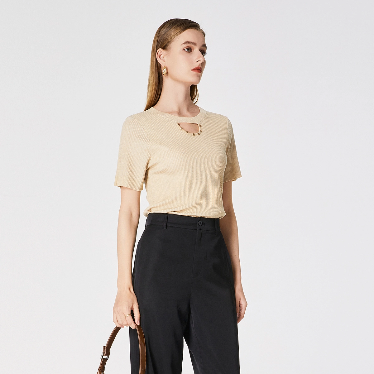 NINE WEST T