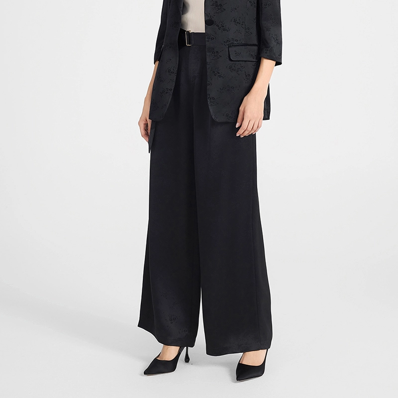 NINE WEST