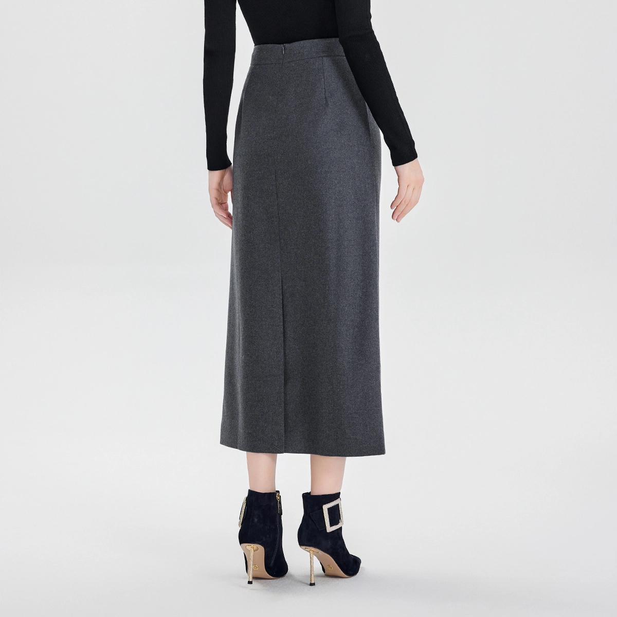 NINE WEST
