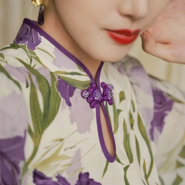 四美子 高级感植物花卉印花改良长款连衣裙旗袍 女款 鸢尾花慢
