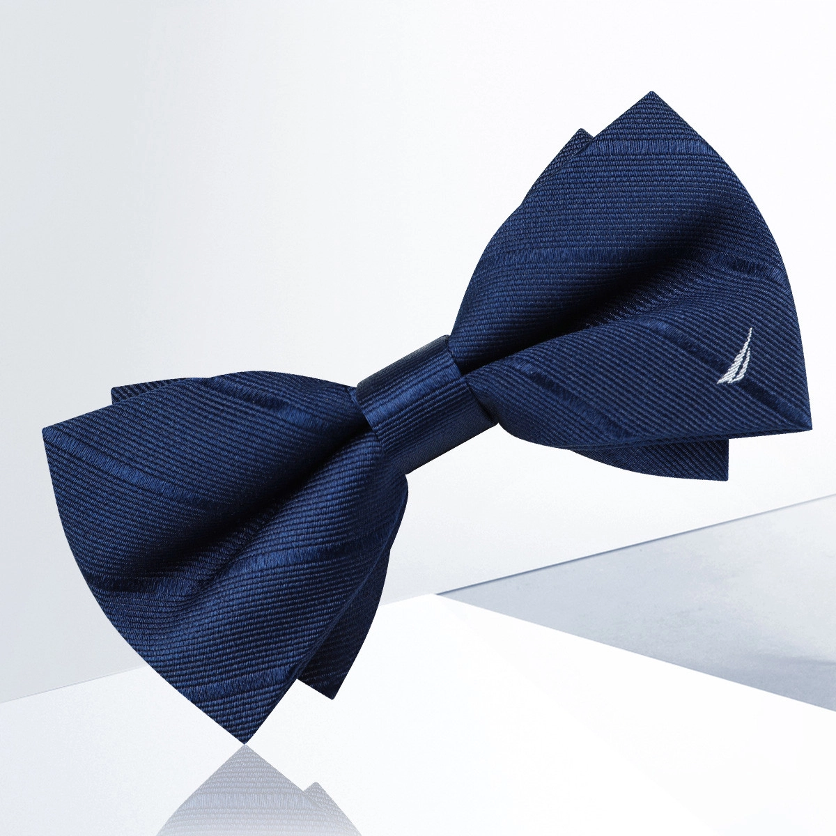 NAUTICA TAILORED