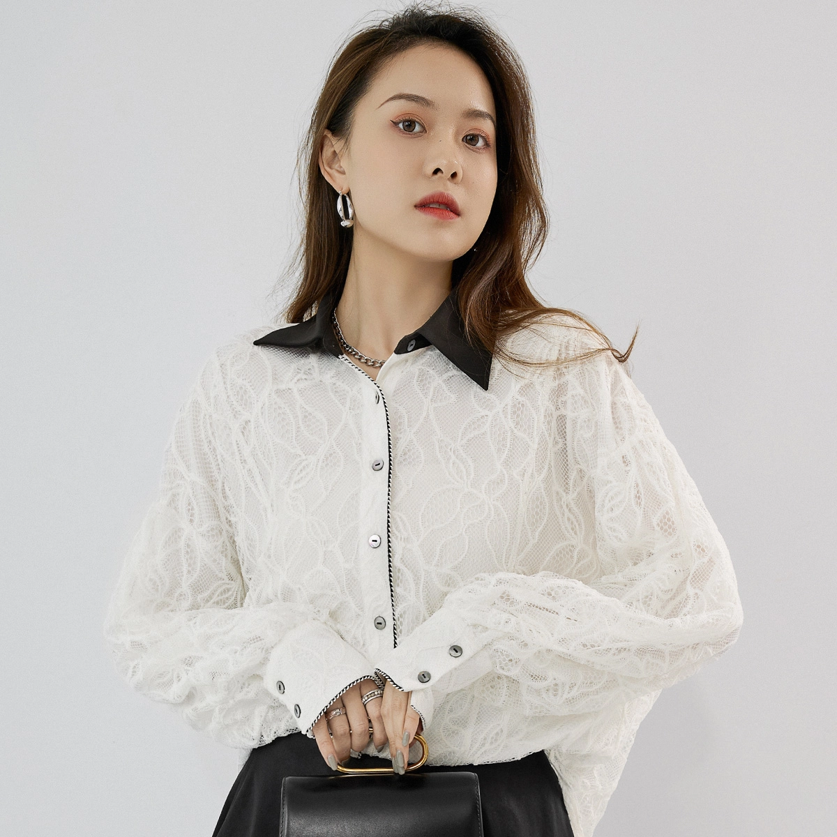美洋 伦敦花市 浪漫优雅撞色立体蕾丝长袖衬衫 女款