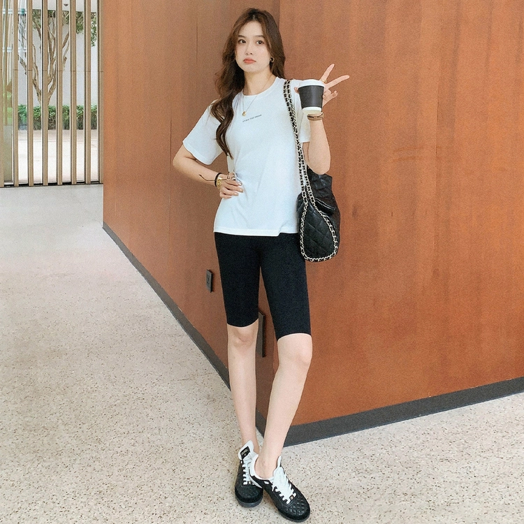 T T