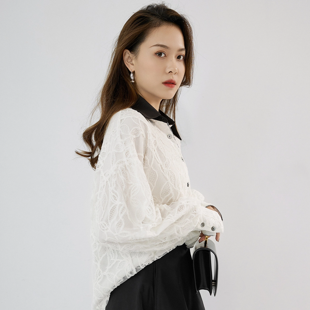 美洋 伦敦花市 浪漫优雅撞色立体蕾丝长袖衬衫 女款