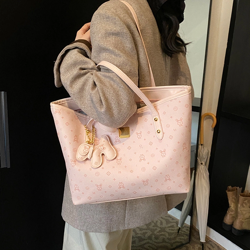 PULUWIRR Tote PU