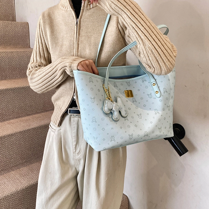 PULUWIRR Tote PU