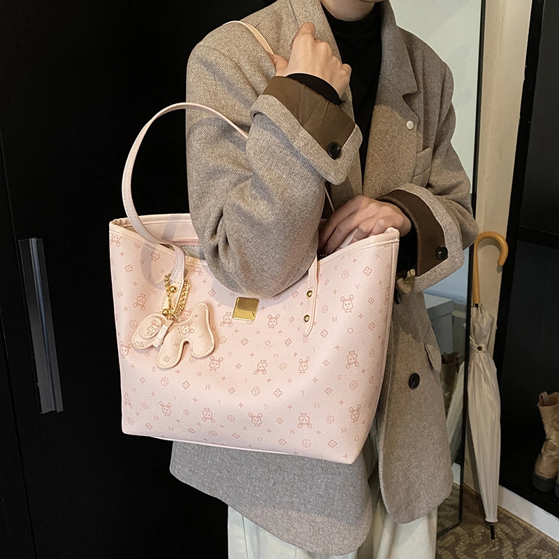 PULUWIRR Tote PU