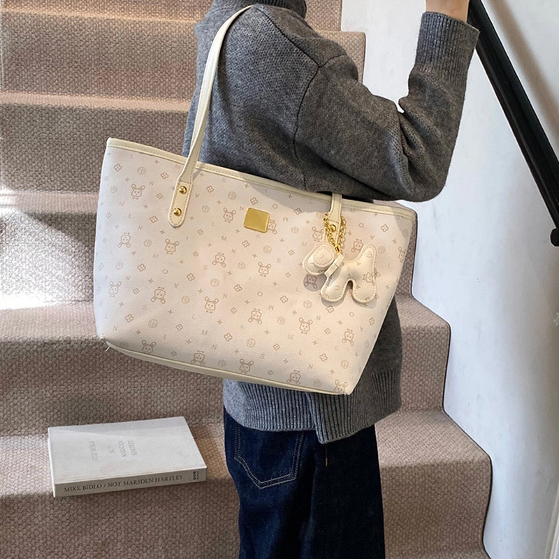 PULUWIRR Tote PU