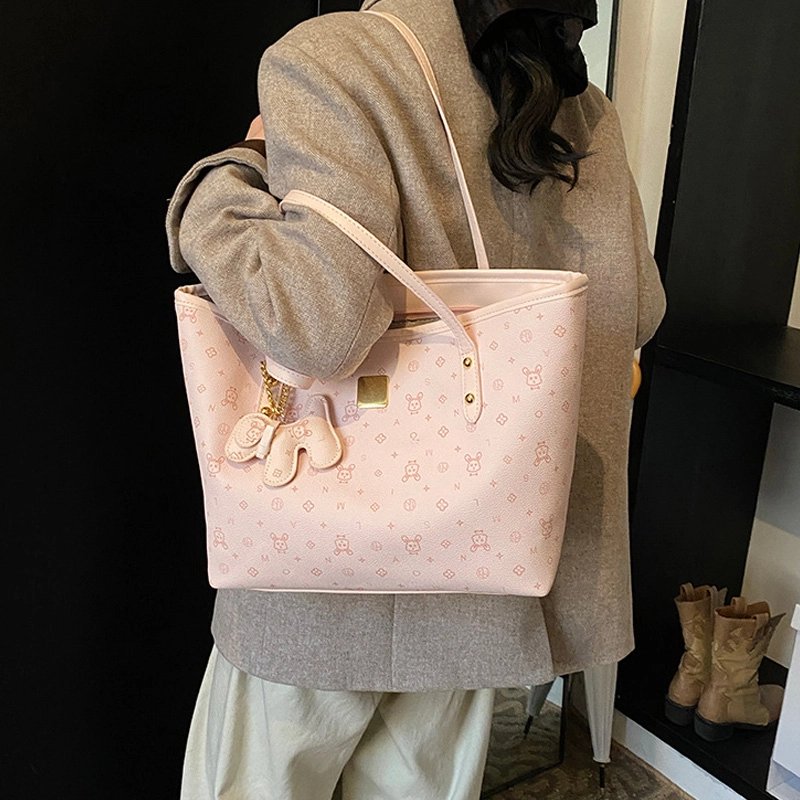 PULUWIRR Tote PU