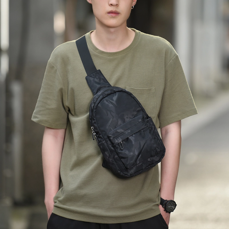 木村耀司 潮牌男休闲百搭大容量随身旅行轻便时尚潮流女 牛津纺 胸包斜挎包单肩包 常规 男女同款情侣款 黑色/迷彩黑