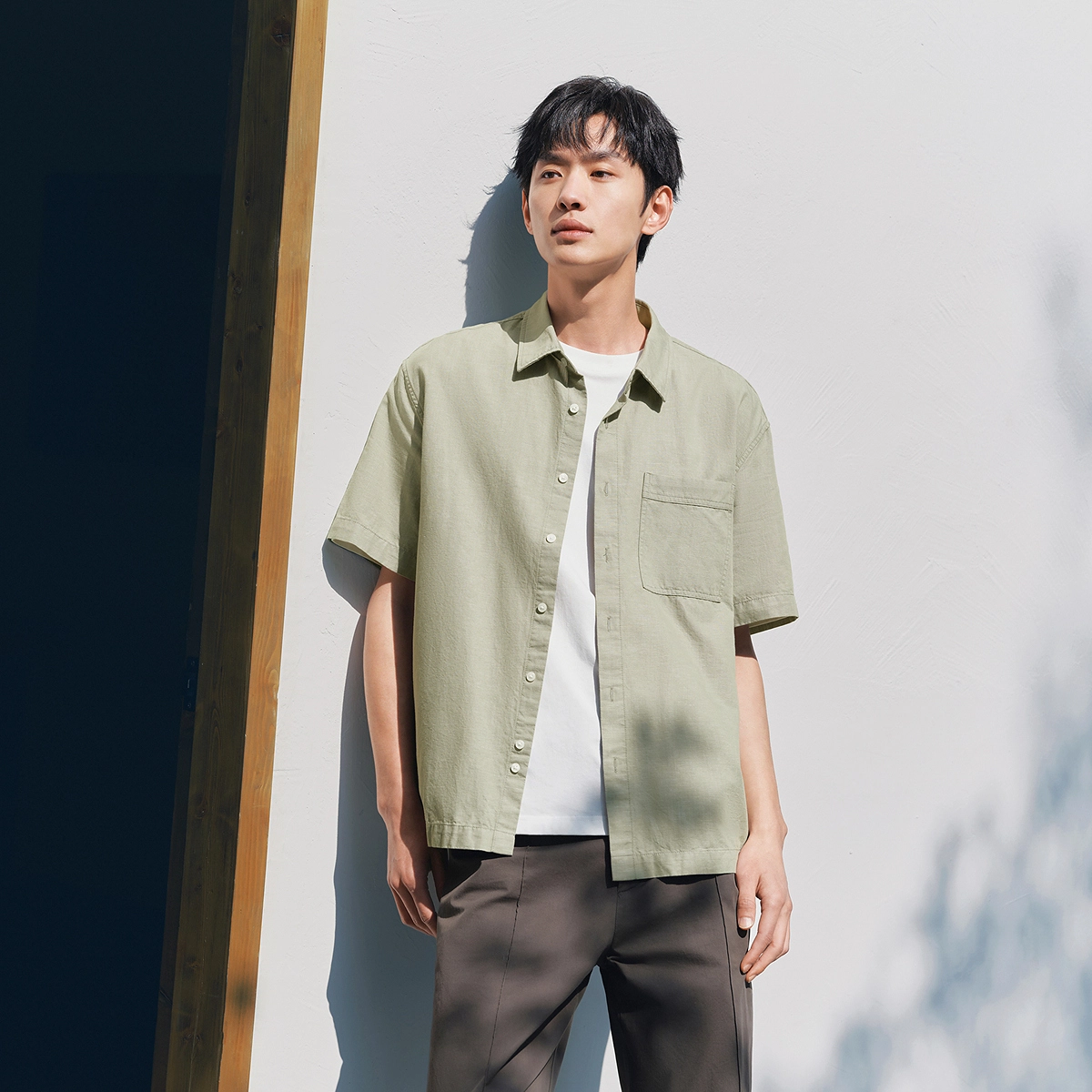 森马 纯色通勤简约百搭短袖衬衫 男款