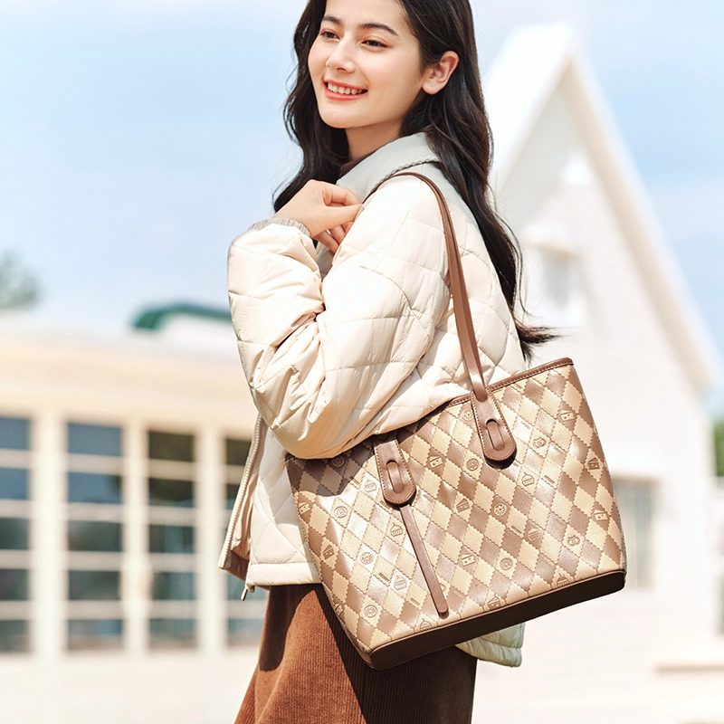 x Tote